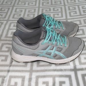 ASICS women’s gel contend 5 size 9